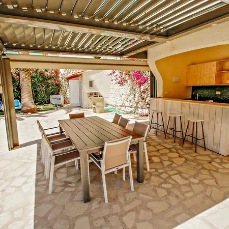 Fabya - Sea View With Private Pool In וילה *