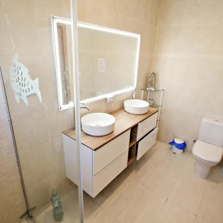 Fabya - Sea View With Private Pool In וילה טאולאדה