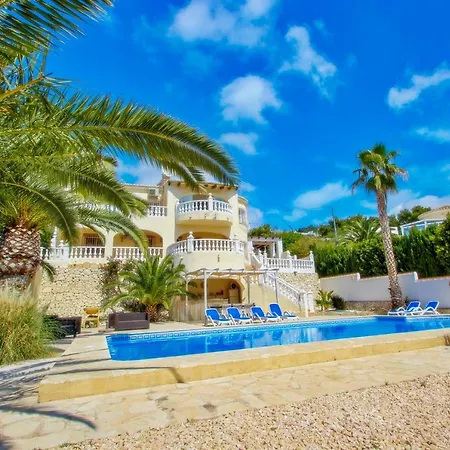 וילה Fabya - Sea View With Private Pool In *